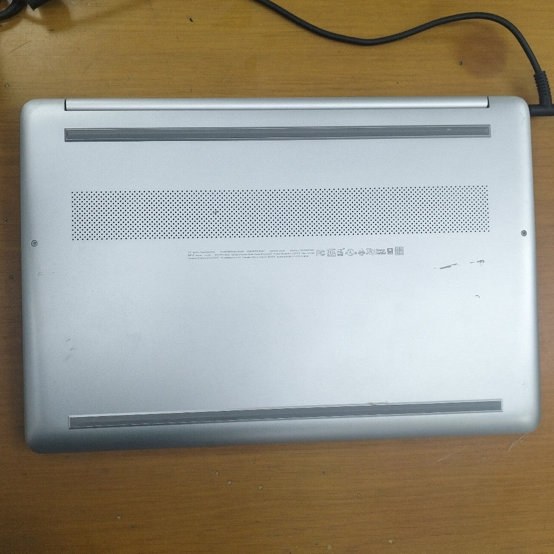 LAPTOP HP NOTEBOOK 15-DY1002LA (2025) 256 GB SSD 8 GB RAM (SEMINUEVO)