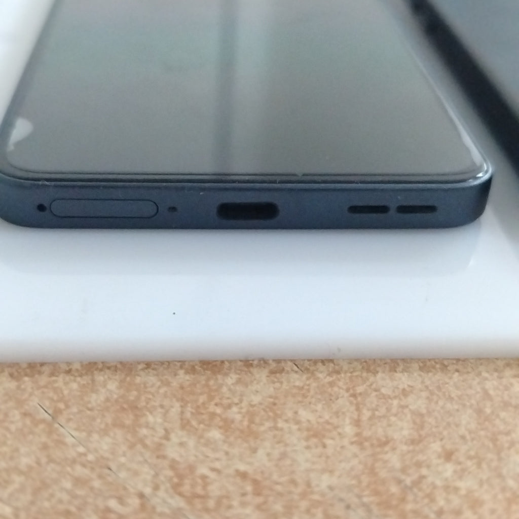 CELULAR OPPO  RENO 13F 5G CPH2699 (2025) 256 GB 12 GB RAM (SEMINUEVO)