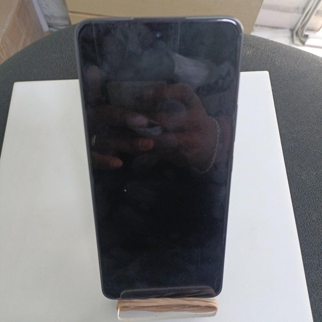 CELULAR OPPO  RENO 13F 5G CPH2699 (2025) 256 GB 12 GB RAM (SEMINUEVO)