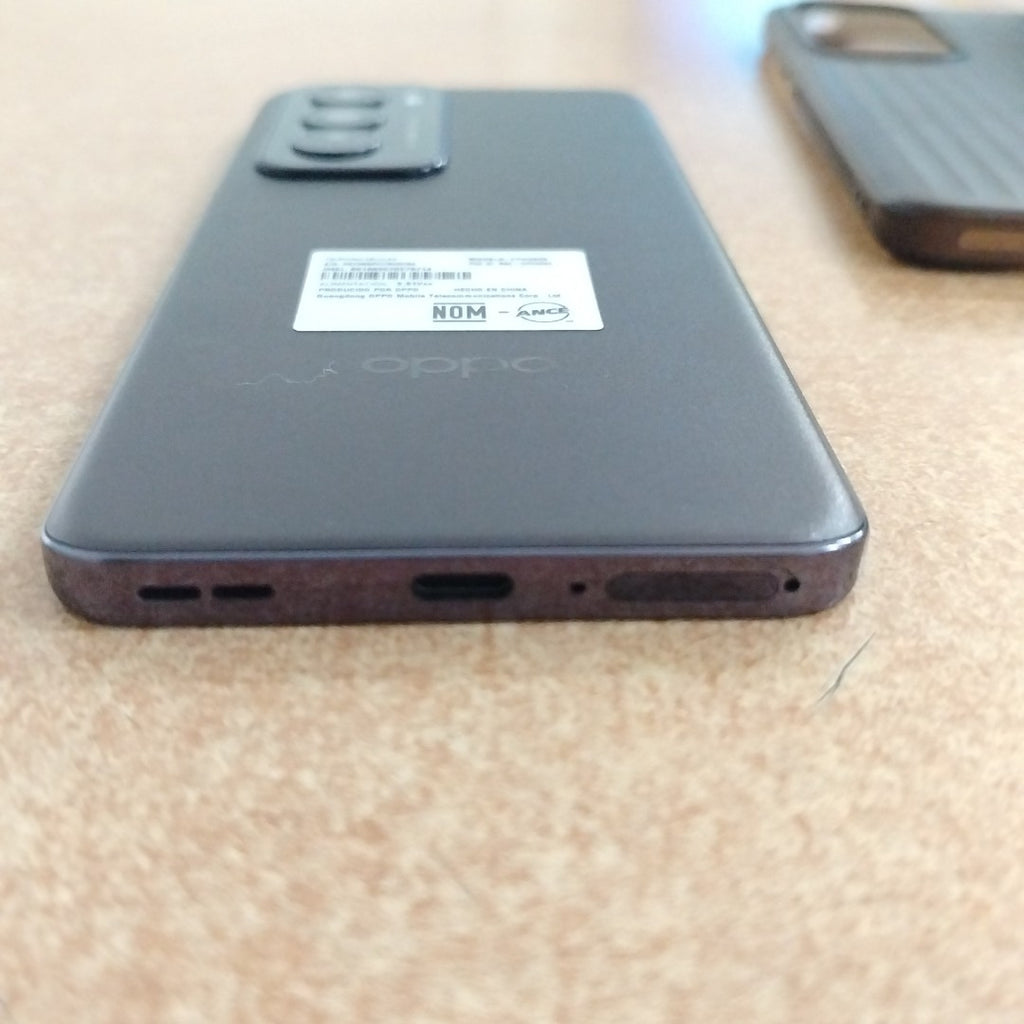 CELULAR OPPO   RENO12 5G CPH2625 (2024) 512 GB 12 GB RAM (SEMINUEVO)