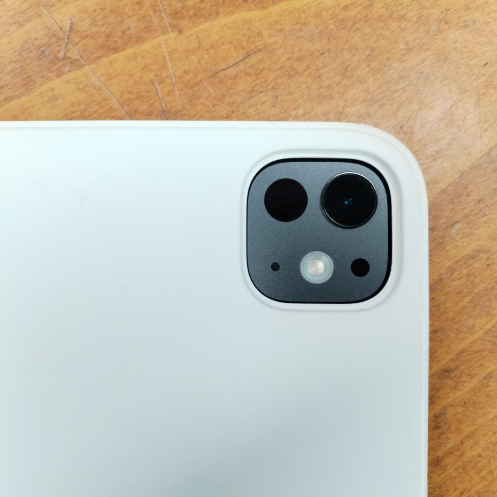 TABLETA APPLE IPAD PRO 13" A2926 (2024) 256 GB 8 GB RAM (SEMINUEVO)