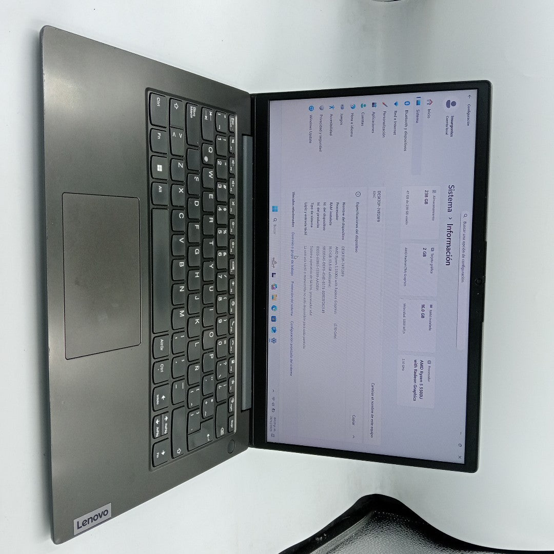 LAPTOP LENOVO V14-G2-ALC (2023) 256 GB SSD 16 GB RAM (SEMINUEVO)