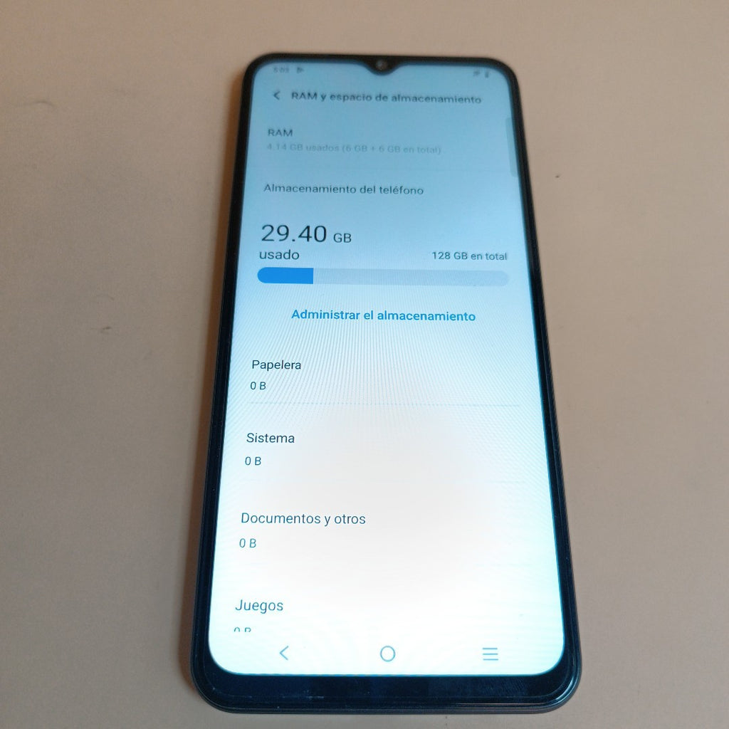 CELULAR VIVO Y18 V2333 128 GB 6 GB (SEMINUEVO)