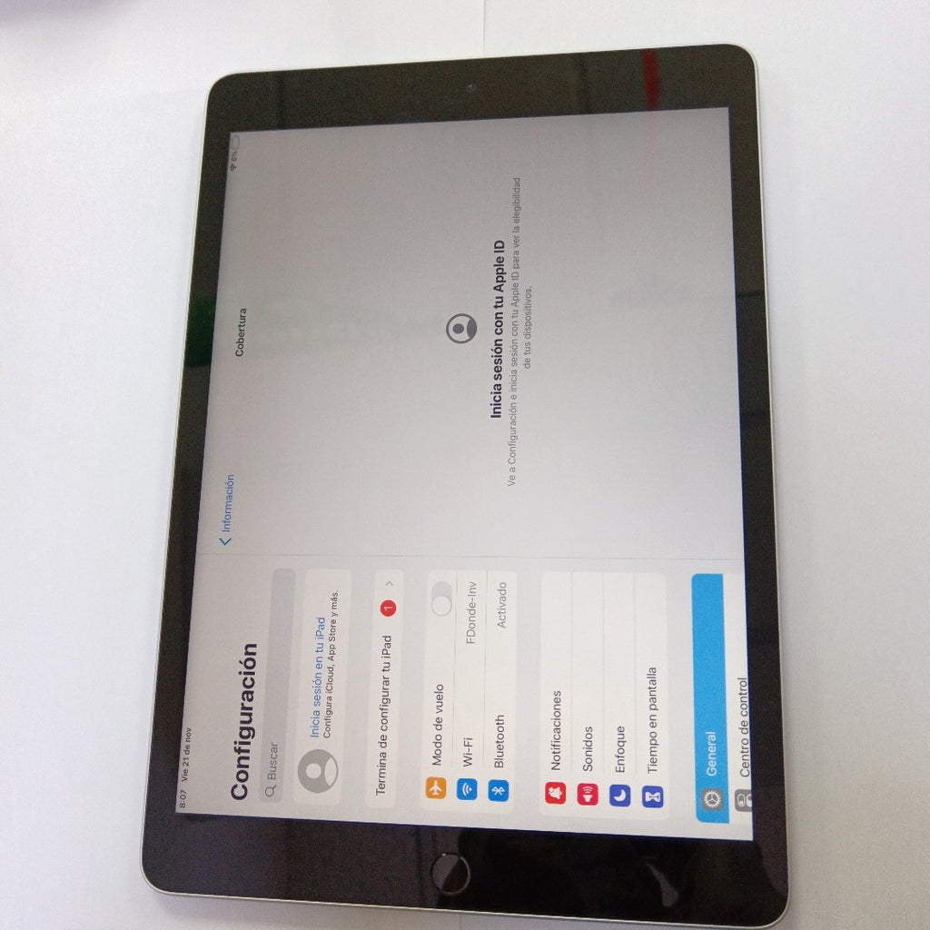 TABLETA APPLE IPAD 9 A2602 64 GB 3 GB RAM (SEMINUEVO)