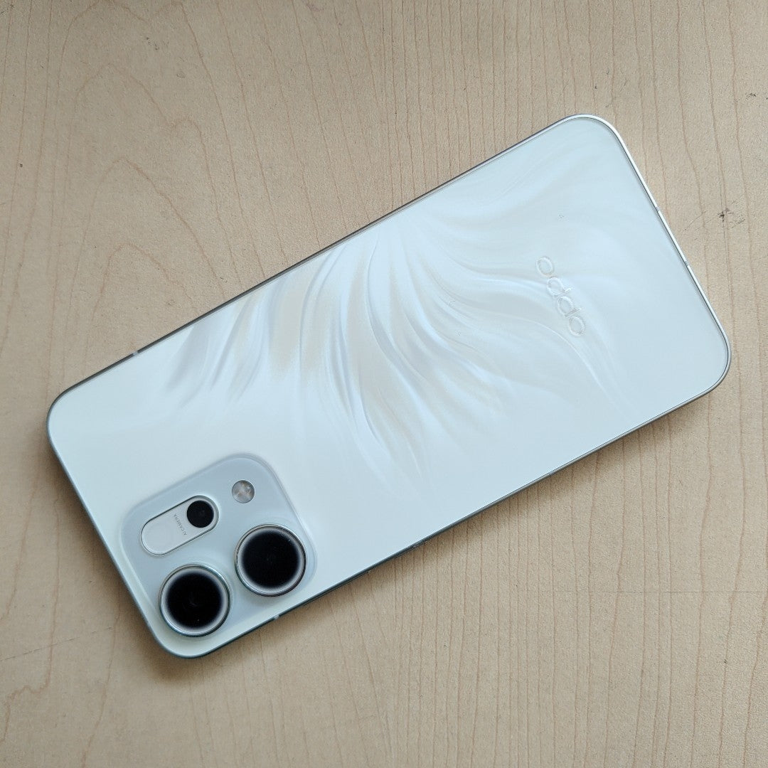 CELULAR OPPO  RENO14 5G CPH2737 (2025) 512 GB 12 GB RAM (SEMINUEVO)