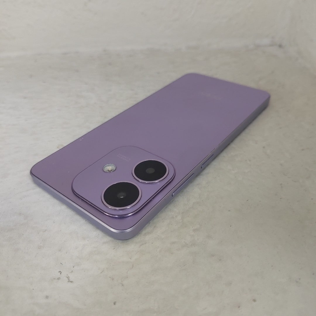 CELULAR OPPO  A40 CPH2669 (2024) 256 GB 4 GB RAM (SEMINUEVO)