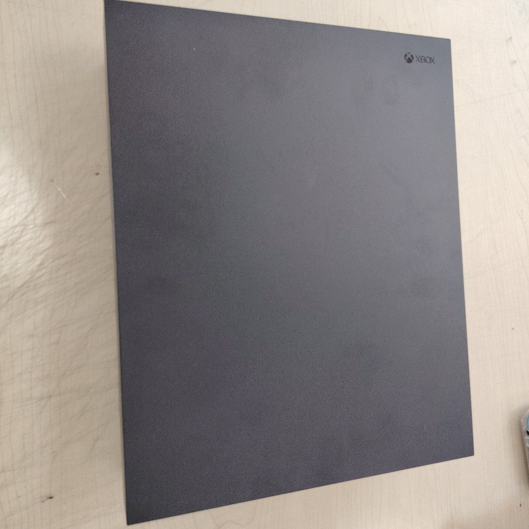 CONSOLA DE VIDEOJUEGO MICROSOFT XBOX ONE X 1 TB (SEMINUEVO)