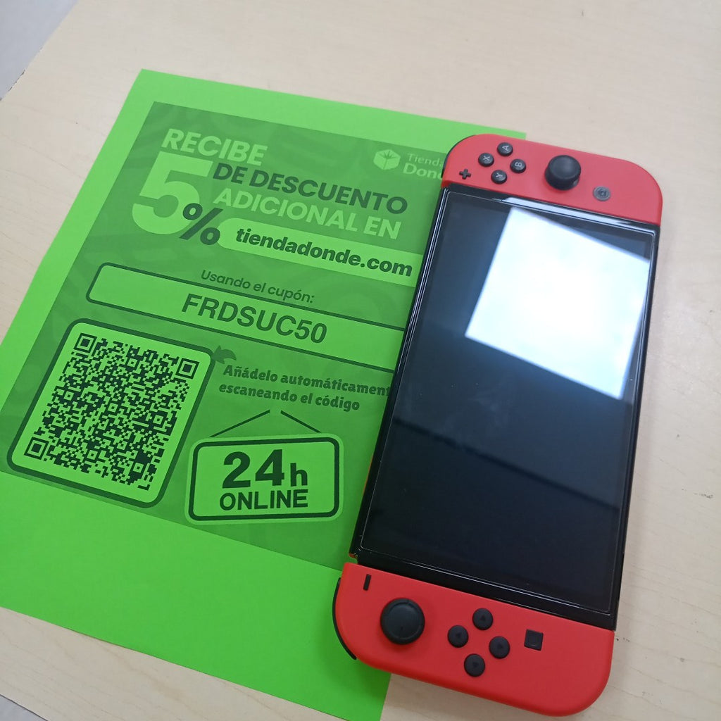 CONSOLA DE VIDEOJUEGO NINTENDO SWITCH OLED 64 GB (SEMINUEVO)