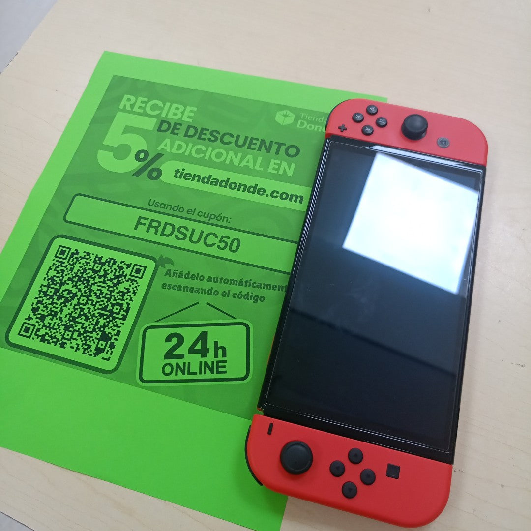 CONSOLA DE VIDEOJUEGO NINTENDO SWITCH OLED 64 GB (SEMINUEVO)