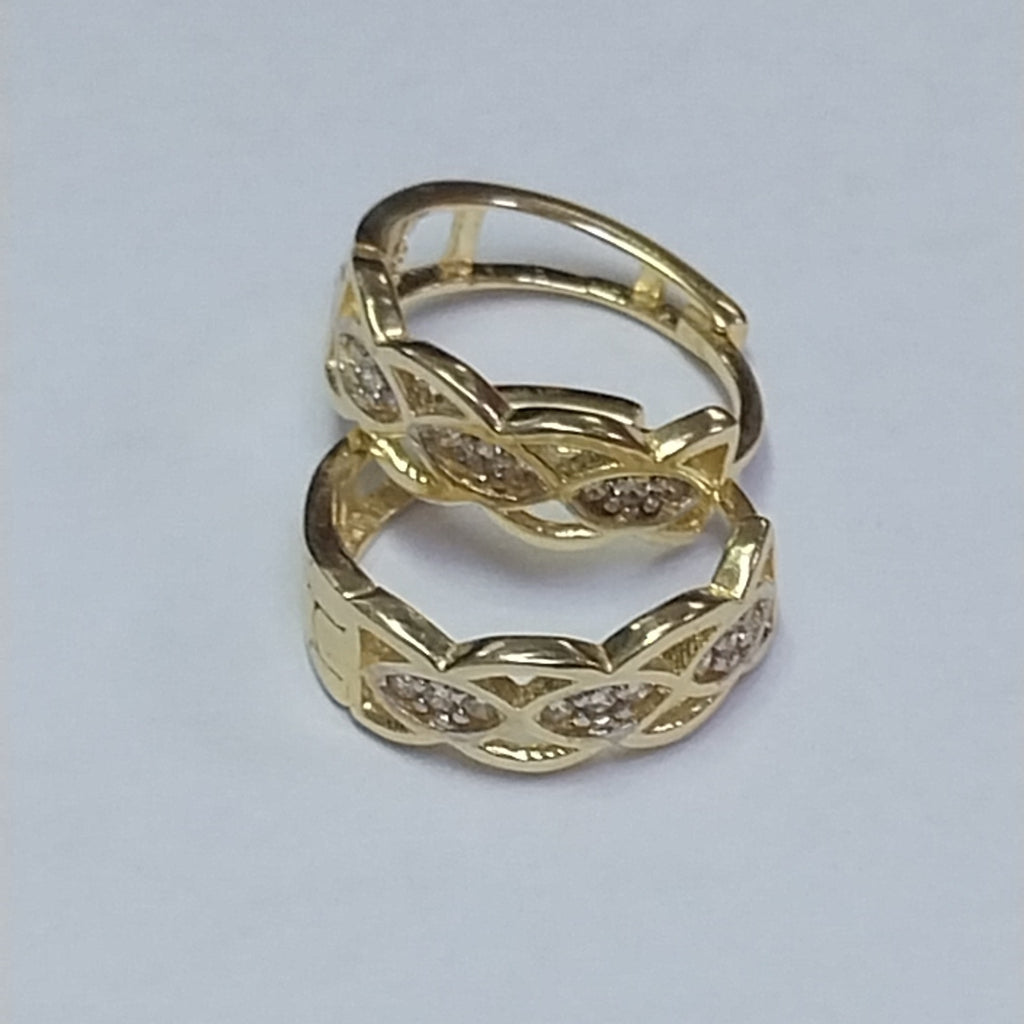 HUGGIES ORO 14K 2.1 (NUEVO)