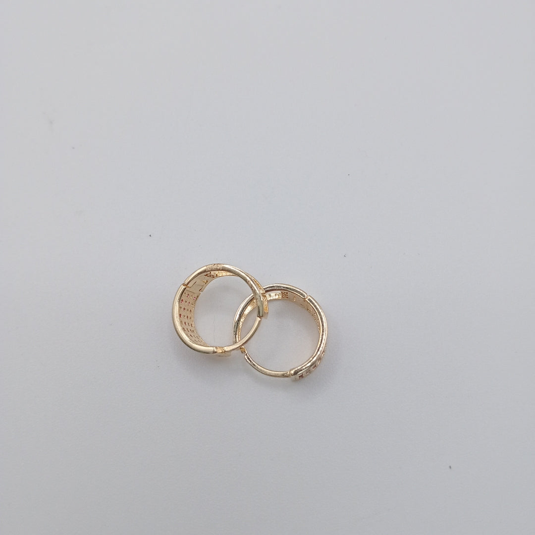 HUGGIES ORO 14K 2.6 (NUEVO)