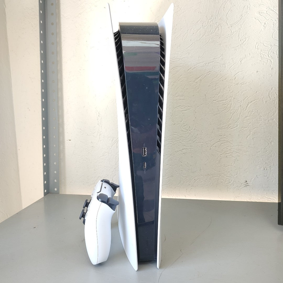 CONSOLA DE VIDEOJUEGO SONY PS5 DIGITAL 825 SSD (SEMINUEVO)