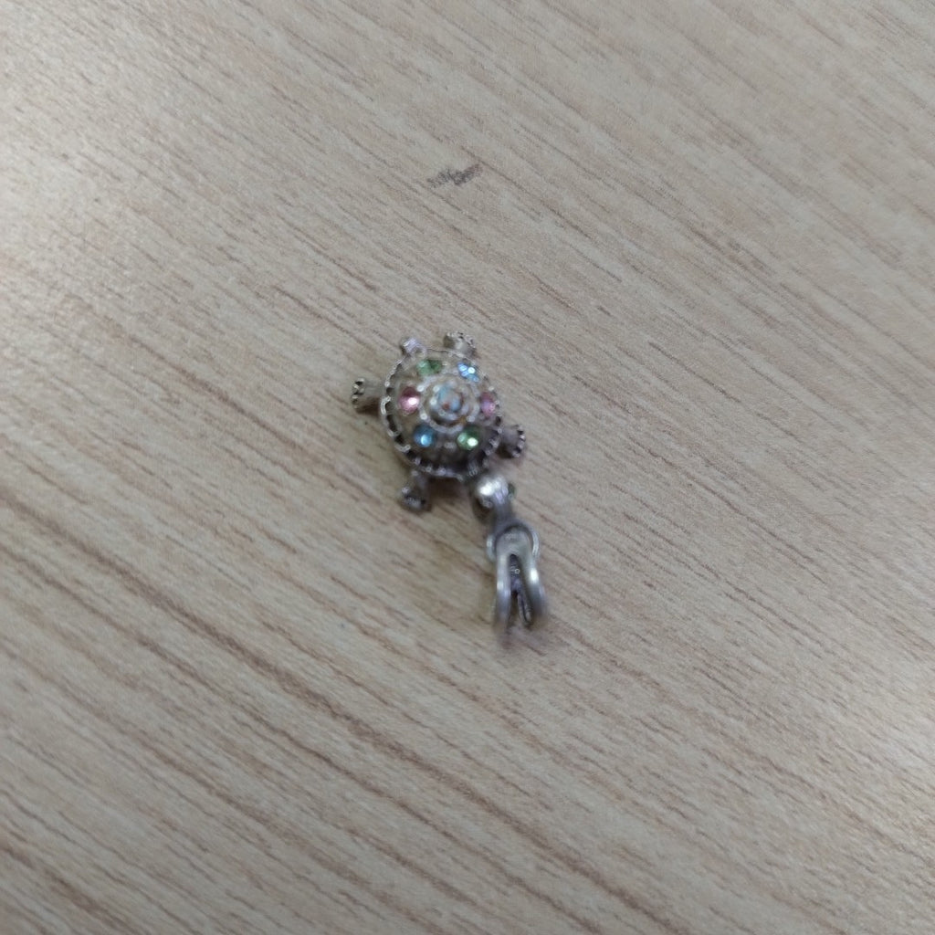 DIJE. PLATA. 9.6 GRMS (SEMINUEVO)