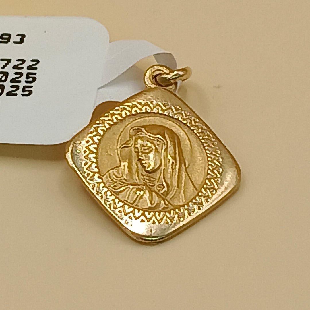 K1 1,50 GRMS 14 K ESPECIFICACIONES COMPLEMENTARIAS DIJE RELIGIOSO (SEMINUEVO)