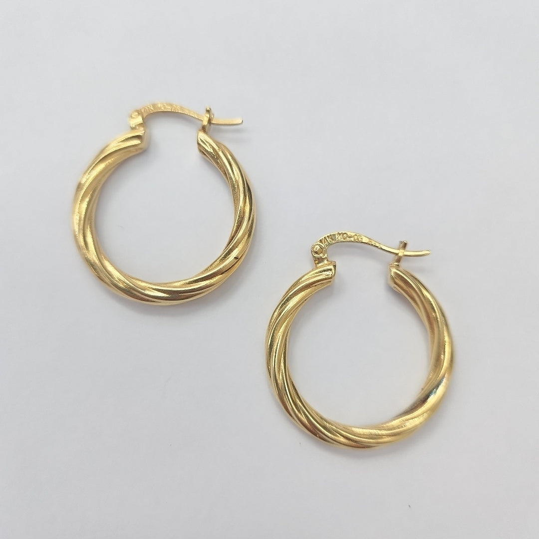 ARRACADAS PAR. ORO. 14 K 4.6 GRMS (SEMINUEVO)