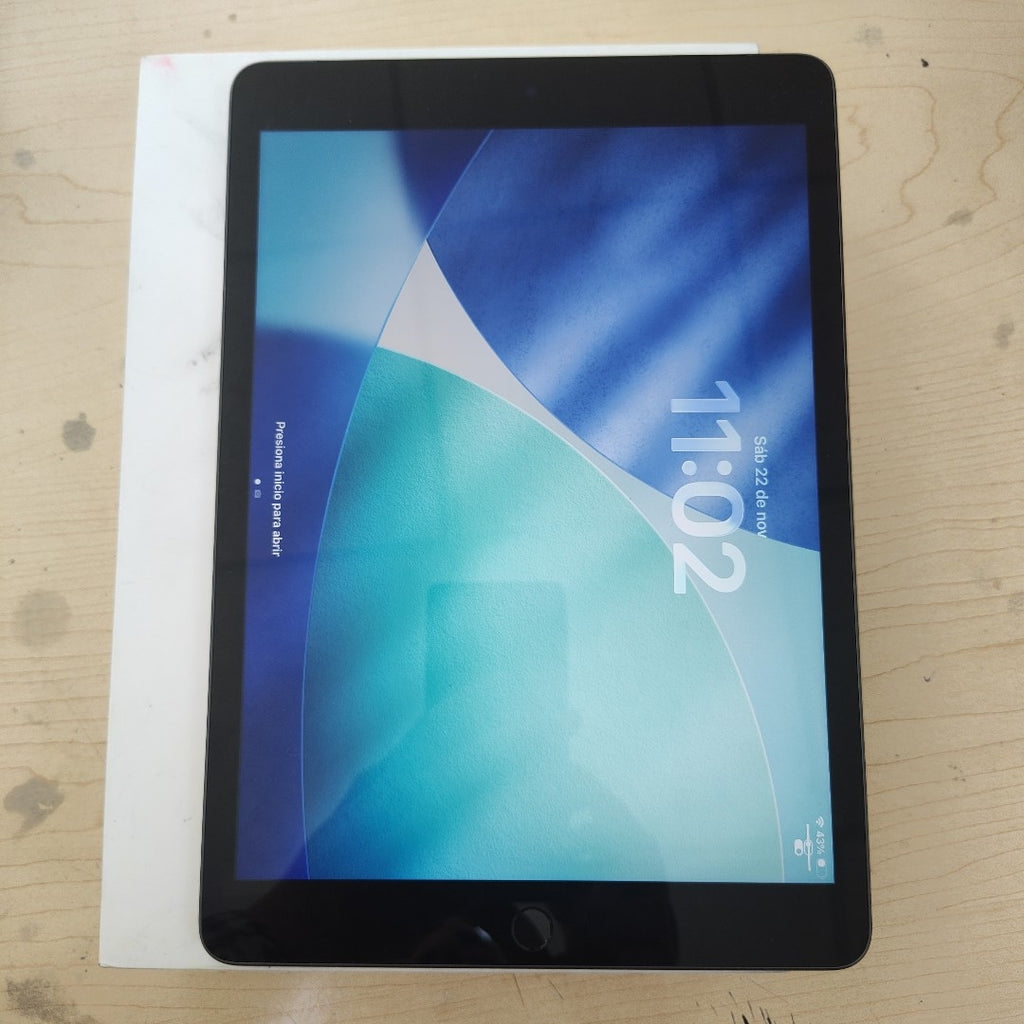 TABLETA APPLE IPAD 9 A2604 64 GB 3 GB RAM (SEMINUEVO)