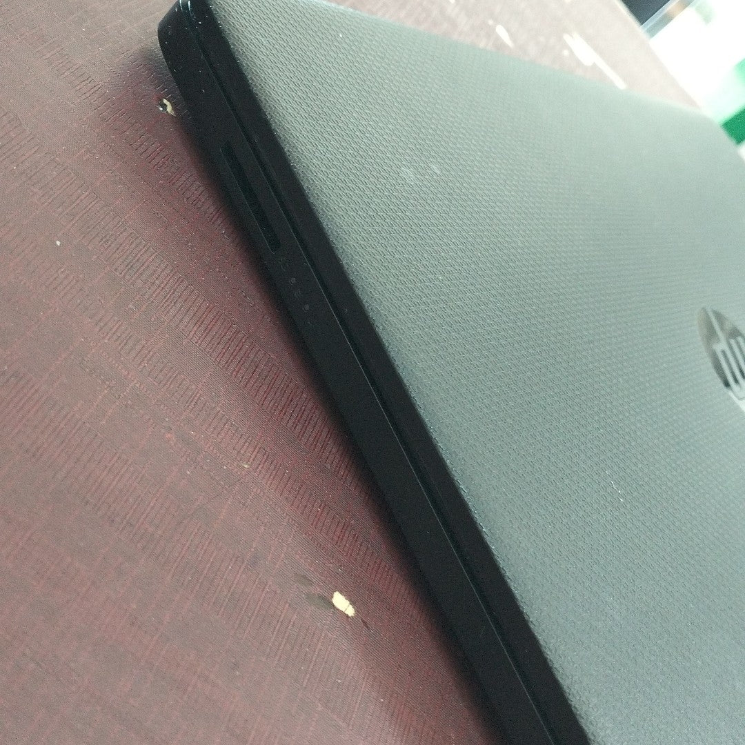 LAPTOP HP 14-DQ0500LA (2022) 128 GB SSD 4 GB RAM (SEMINUEVO)