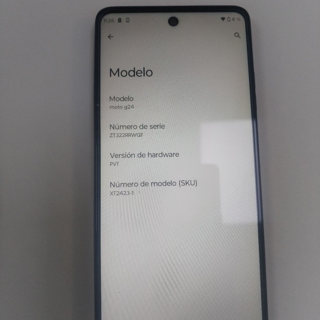 CELULAR MOTOROLA MOTO G24 XT2423-1 (2024) 256 GB 4 GB RAM (SEMINUEVO)