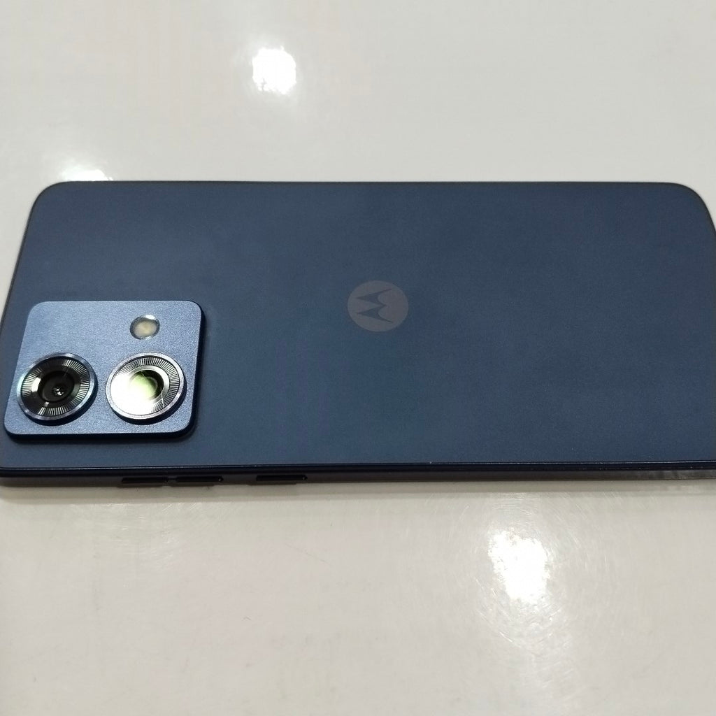 CELULAR MOTOROLA MOTO G84 XT2347-1 (2023) 256 GB 8 GB RAM (SEMINUEVO)