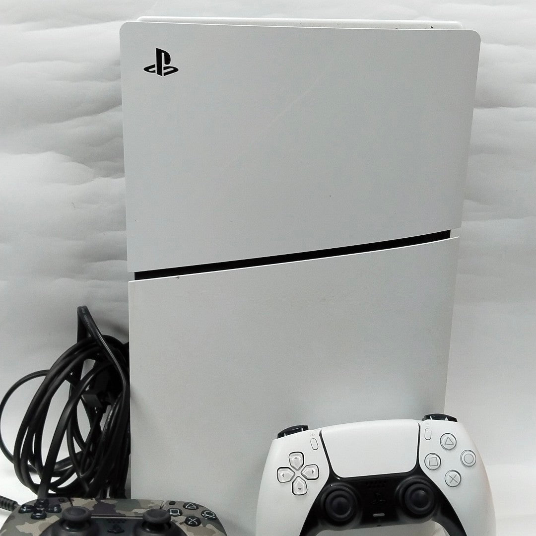 CONSOLA DE VIDEOJUEGO SONY PS5 825 SSD (SEMINUEVO)