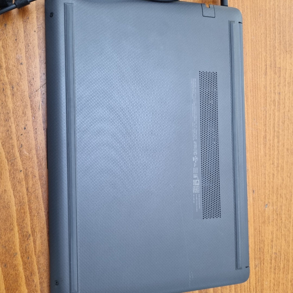 LAPTOP HP 245 G9 (2024) 512 GB SSD 8 GB RAM (SEMINUEVO)