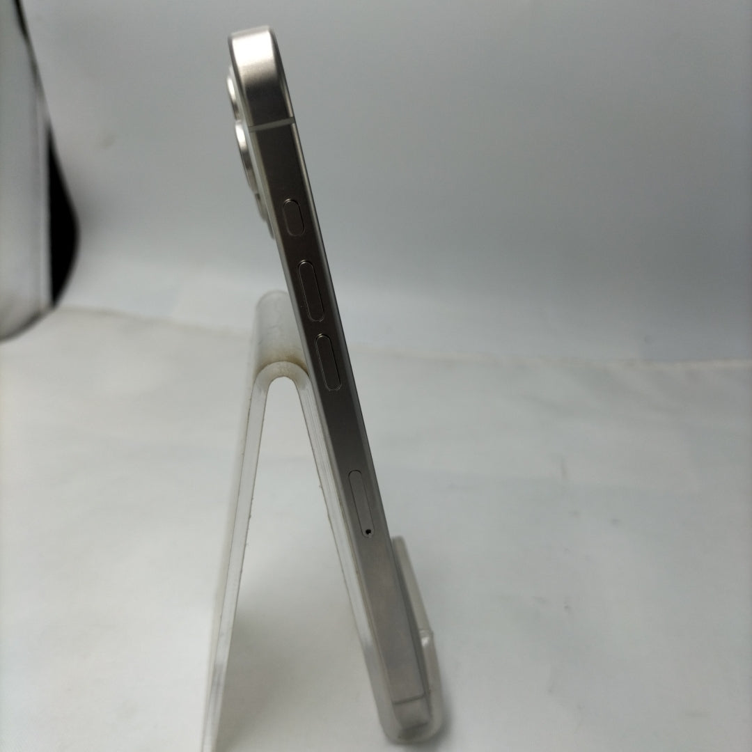 CELULAR APPLE IPHONE 15 PRO MAX A3105 (2023) 256 GB 8 GB RAM (SEMINUEVO)