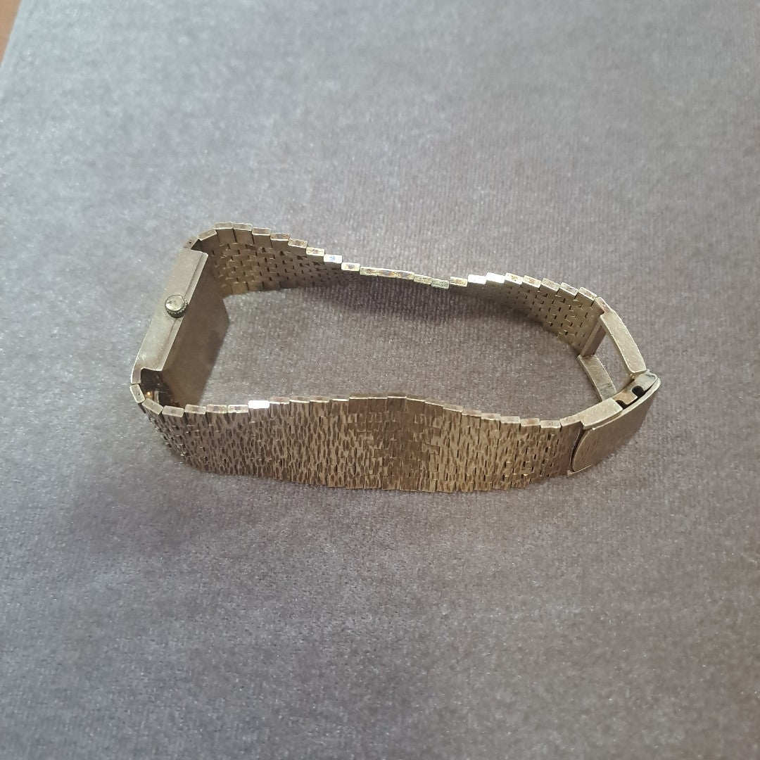 RELOJ CAJA Y PULSO ORO. ORO. 14 K 58.4 GRMS (SEMINUEVO)