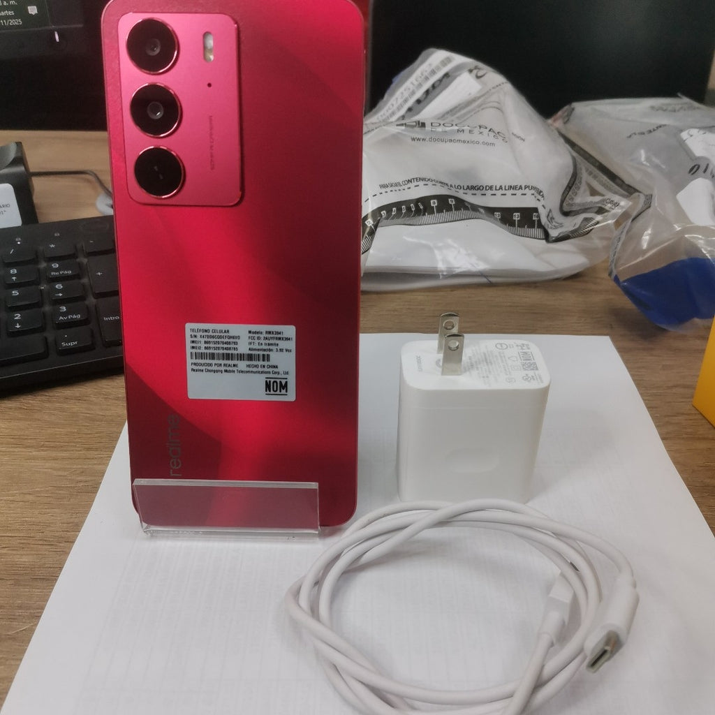 CELULAR REALME C75 RMX3941 (2025) 256 GB 8 GB RAM (SEMINUEVO)