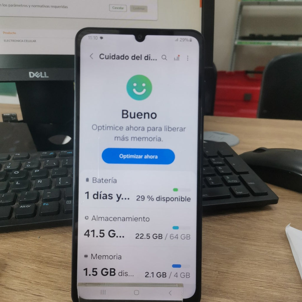 CELULAR SAMSUNG GALAXY A06 SM-A065M (2024) 64 GB 4 GB RAM (SEMINUEVO)