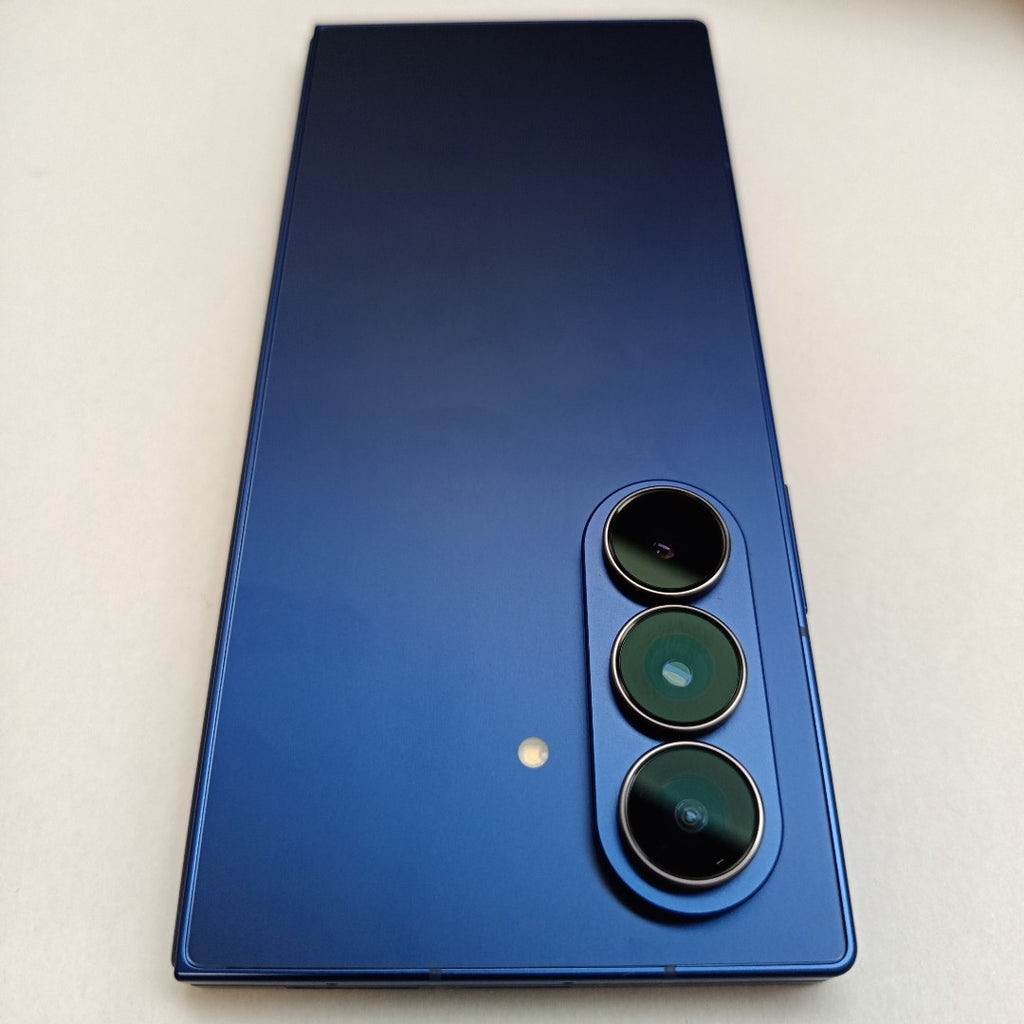 CELULAR SAMSUNG GALAXY Z FOLD7 SM-F966B (2025) 1 TB 16 GB RAM (SEMINUEVO)