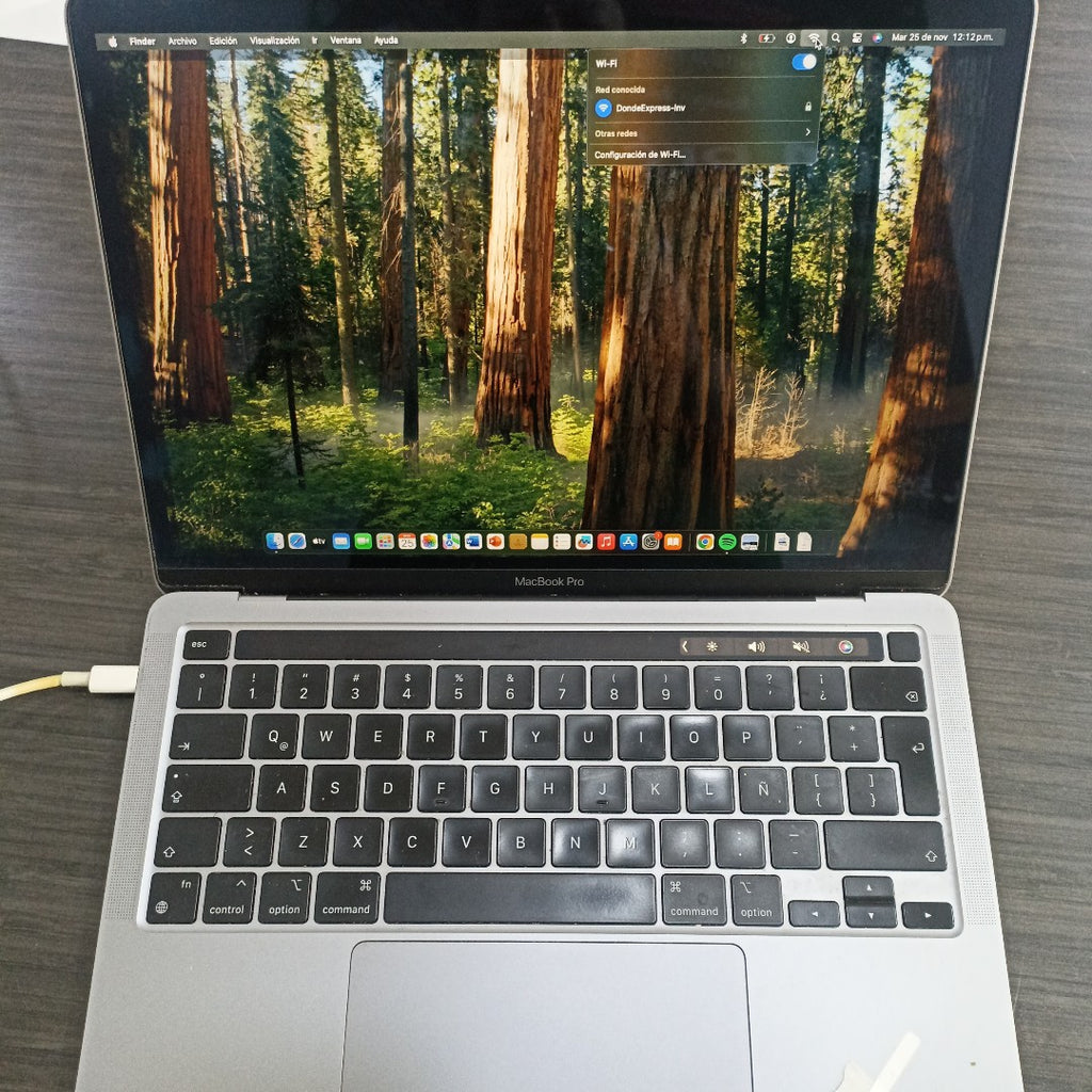 LAPTOP APPLE MACBOOK PRO 13" 2020 3.2 A2338 512 GB SSD 8 GB RAM (SEMINUEVO)