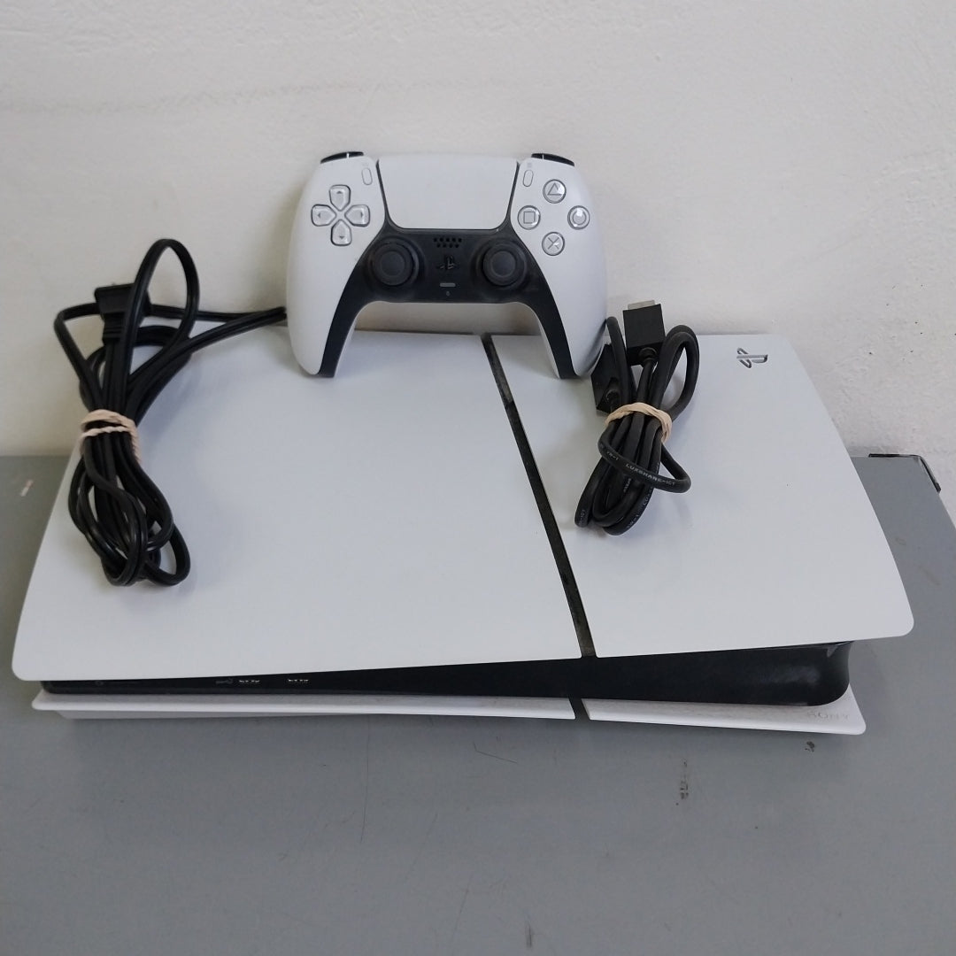 CONSOLA DE VIDEOJUEGO SONY PS5 825 SSD