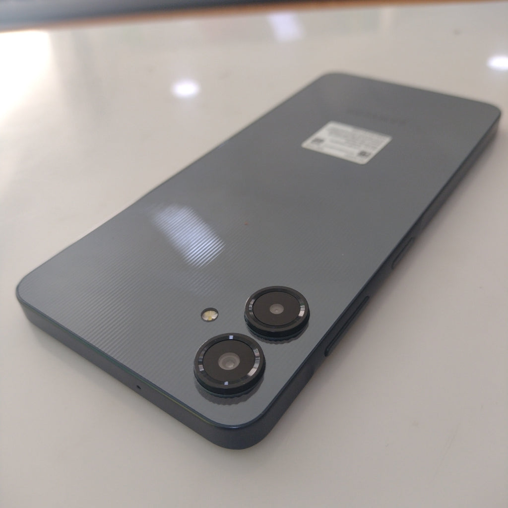 CELULAR SAMSUNG GALAXY A06 SM-A065M (2024) 64 GB 4 GB RAM (SEMINUEVO)