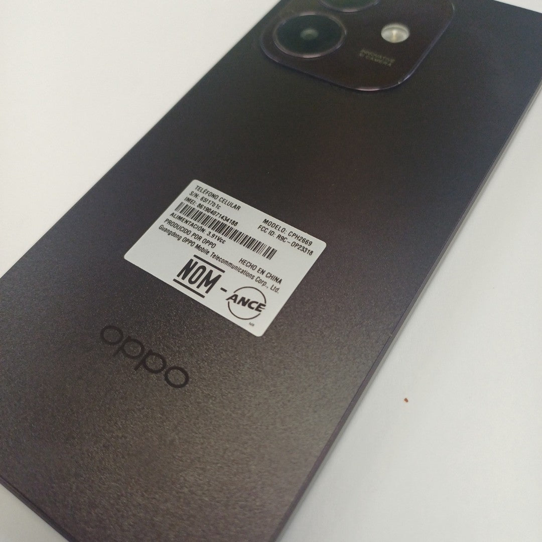 CELULAR OPPO  A40 CPH2669 (2024) 256 GB 4 GB RAM (SEMINUEVO)