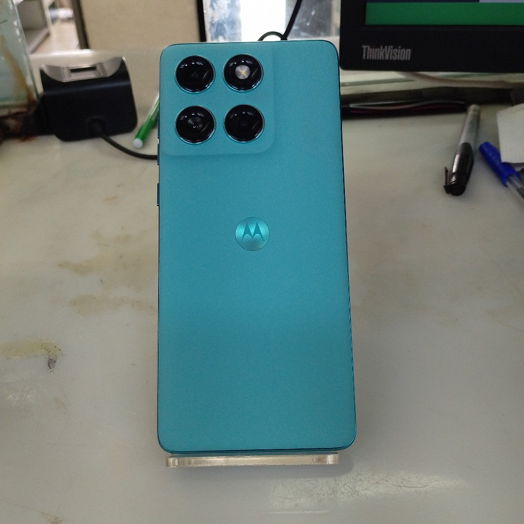 CELULAR MOTOROLA EDGE 60 FUSION XT2503-1 (2023) 256 GB 8 GB RAM (SEMINUEVO)