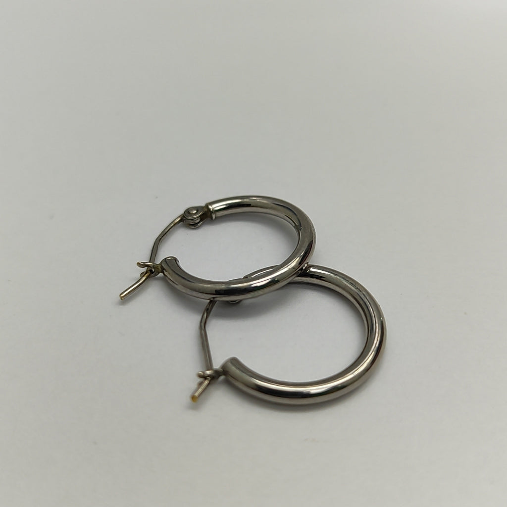 ARRACADAS PAR ORO BLANCO 14 K 1,00 GRMS (SEMINUEVO)