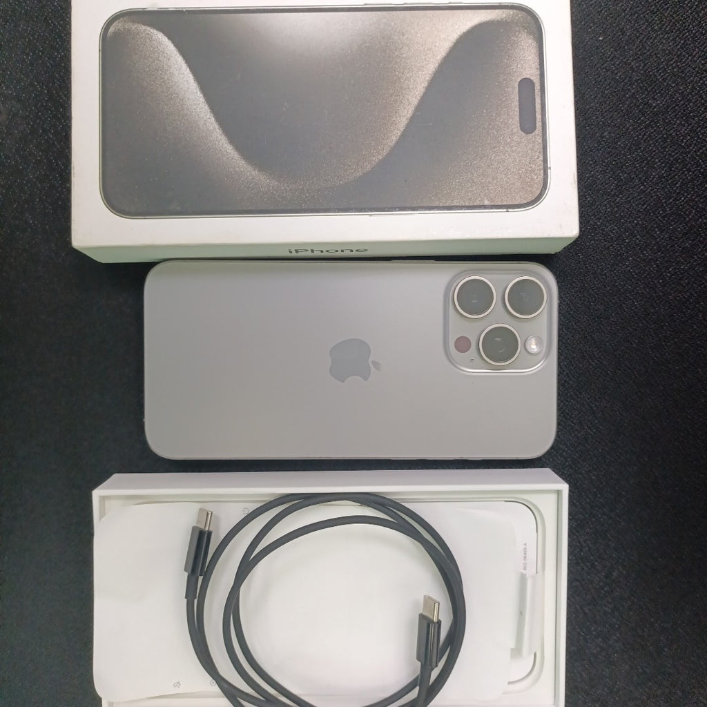 CELULAR APPLE IPHONE 15 PRO MAX A3105 (2023) 256 GB 8 GB RAM