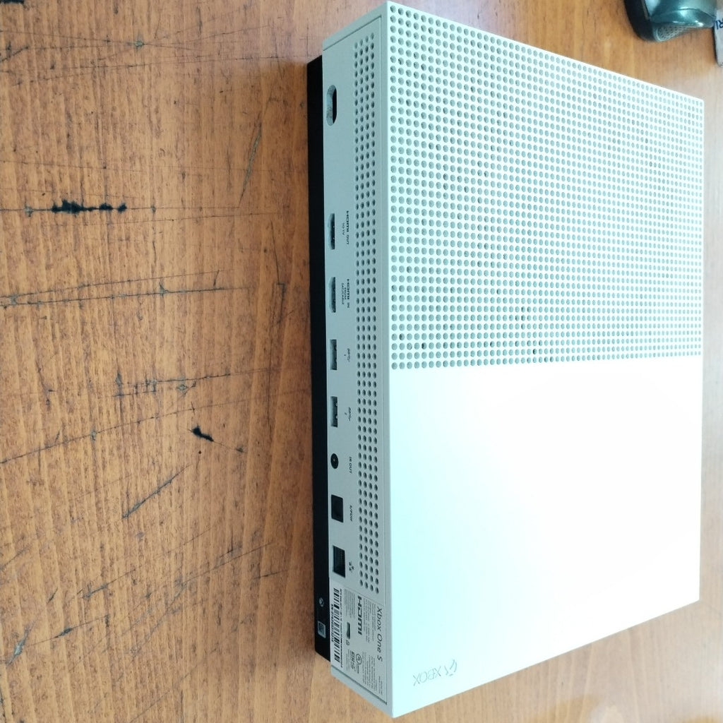 CONSOLA DE VIDEOJUEGO MICROSOFT XBOX ONE S 500 GB  (SEMINUEVO)