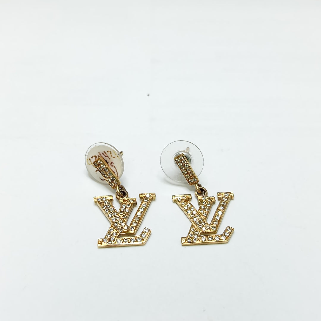 ARETES PAR. ORO. 14 K 4.7 GRMS (SEMINUEVO)