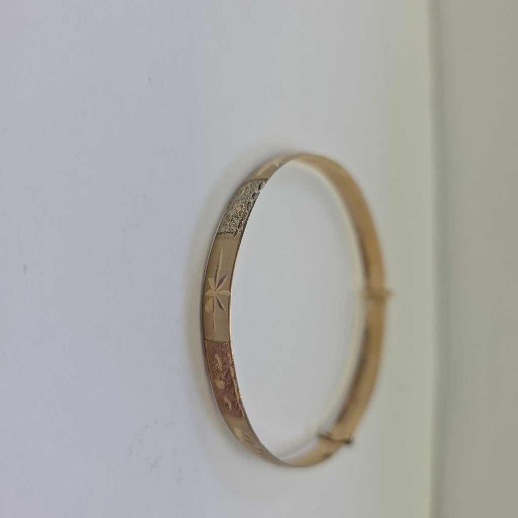 PULSERA RIGIDA. ORO. 10 K 4.8 GRMS (SEMINUEVO)