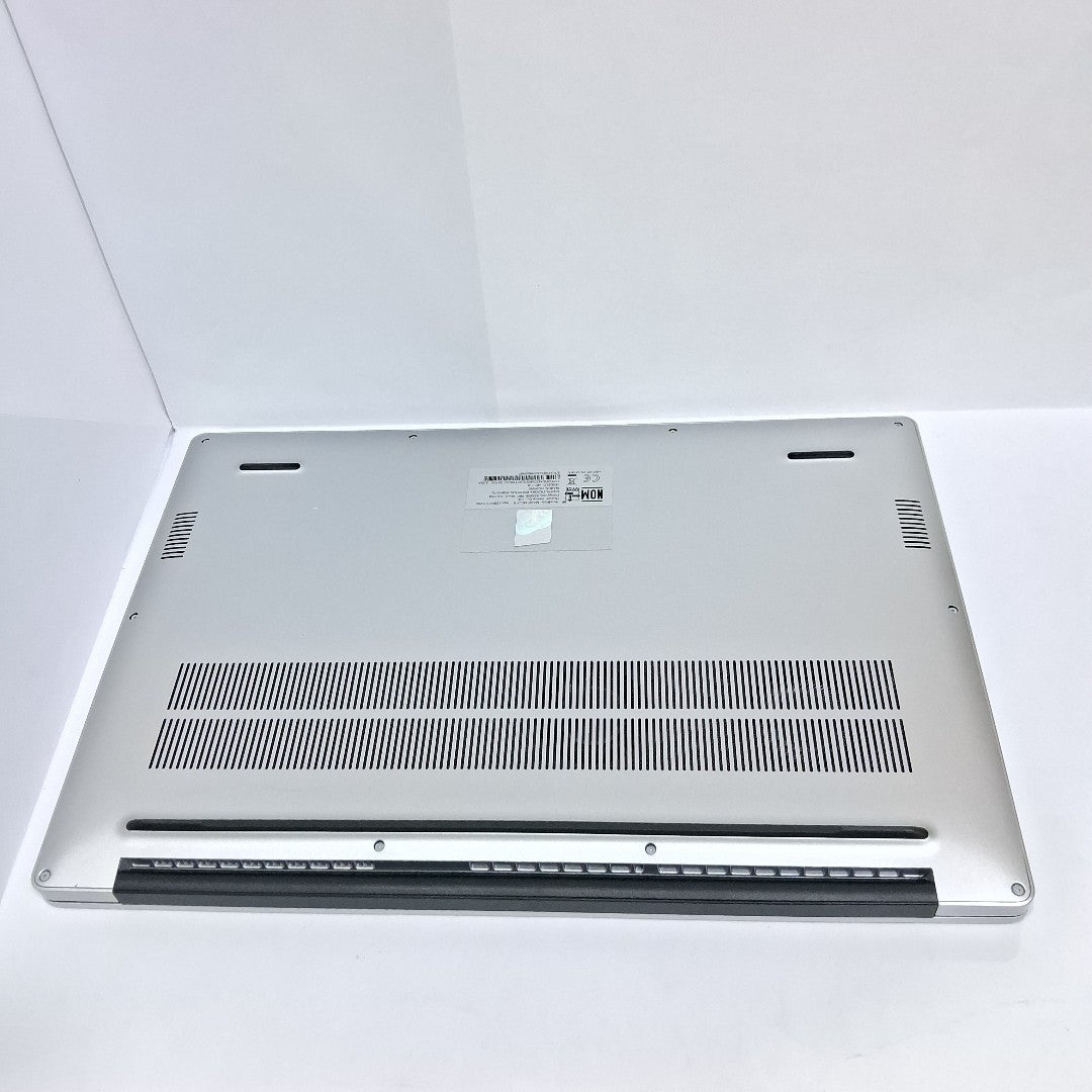 LAPTOP HUAWEI MATEBOOK D16 MCLF-X (2024) 512 GB SSD 8 GB RAM (SEMINUEVO)