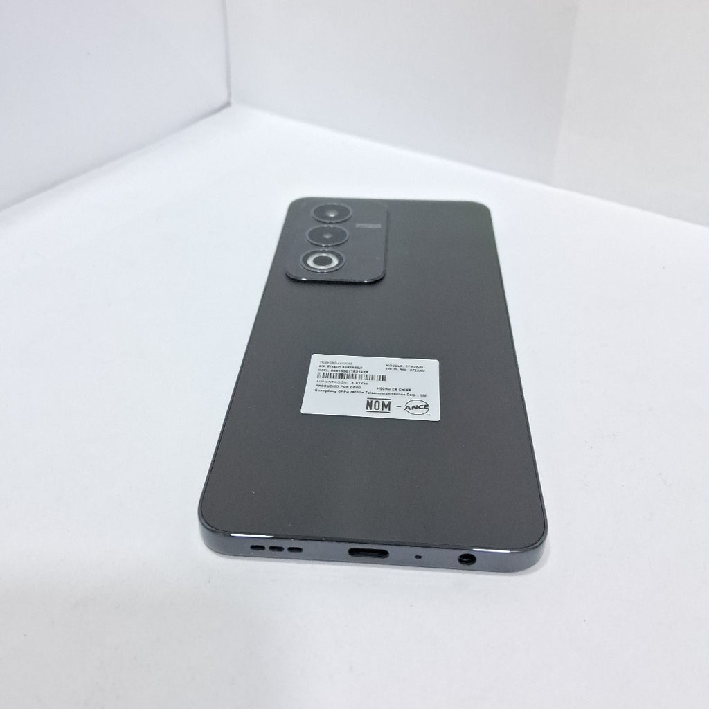 CELULAR OPPO  A80 5G CPH2639 (2024) 256 GB 8 GB RAM (SEMINUEVO)