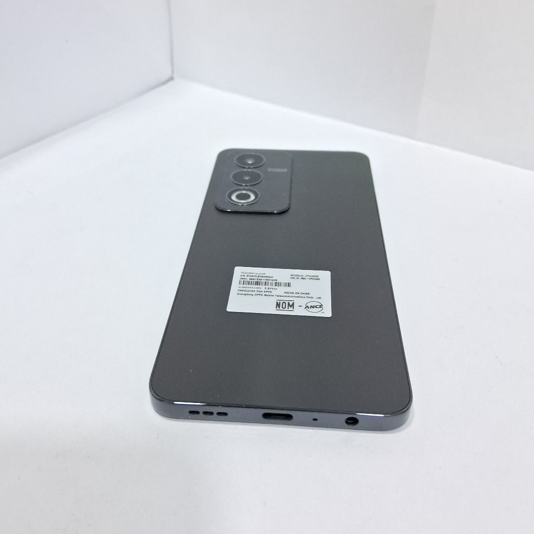 CELULAR OPPO  A80 5G CPH2639 (2024) 256 GB 8 GB RAM (SEMINUEVO)