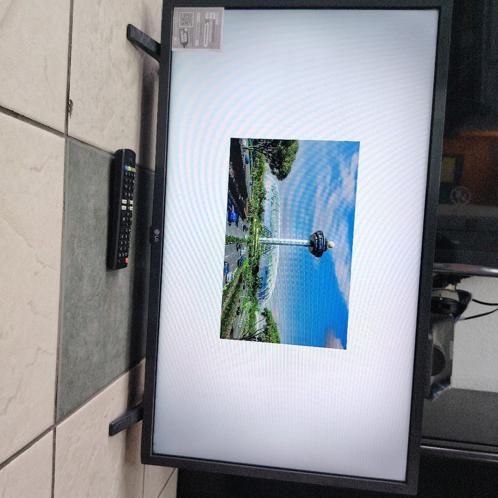 PANTALLA LG 32LM637BPUB (2021) 32" LED HD (SEMINUEVO)