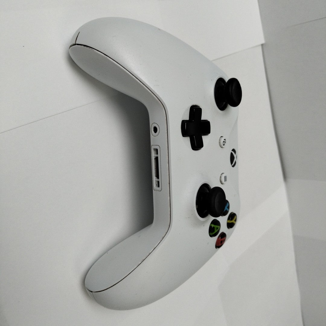 CONSOLA DE VIDEOJUEGO MICROSOFT XBOX ONE S 1 TB