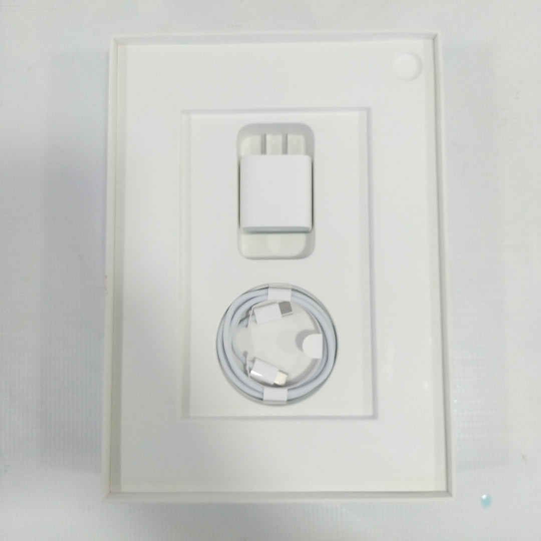 TABLETA APPLE IPAD A16 A3354 (2025) 128 GB 6 GB RAM (SEMINUEVO)