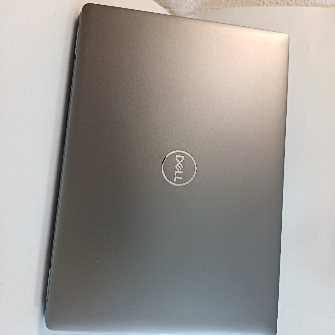 LAPTOP DELL LATITUDE 7450 (2024) 512 GB SSD 16 GB RAM (SEMINUEVO)