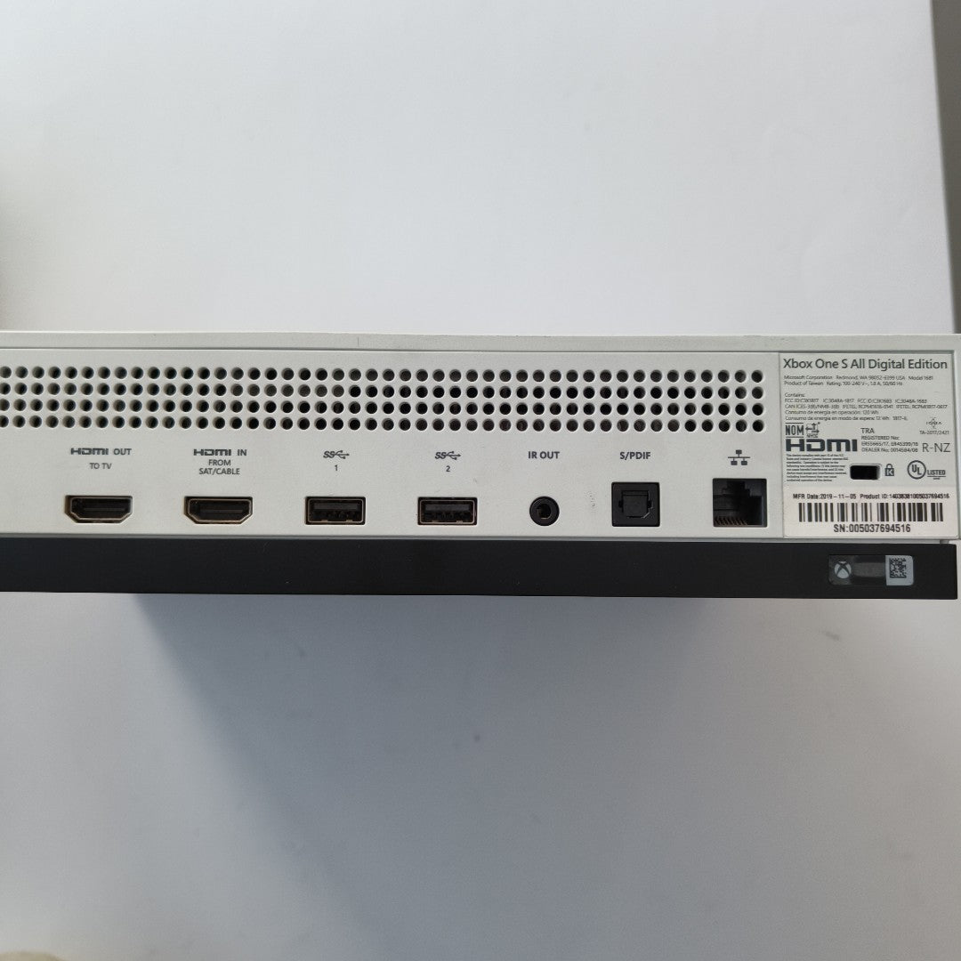 CONSOLA DE VIDEOJUEGO MICROSOFT XBOX ONE S ALL DIGITAL 1 TB (SEMINUEVO)