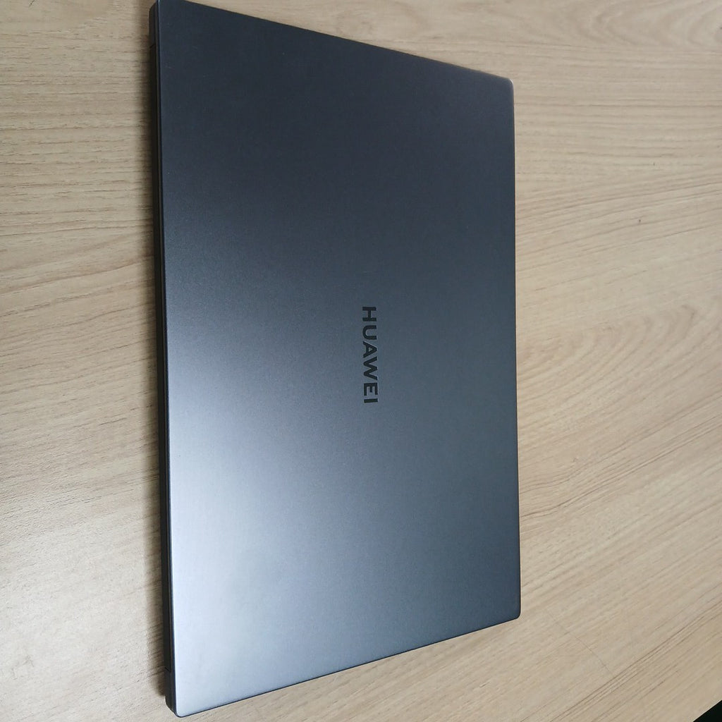 LAPTOP HUAWEI MATEBOOK D14 NBDE-WDH9 (2022) 512 GB SSD 8 GB RAM (SEMINUEVO)
