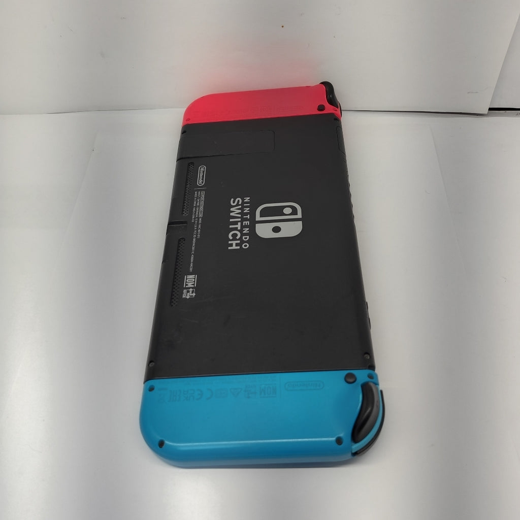 CONSOLA DE VIDEOJUEGO NINTENDO SWITCH 1.1 32 GB (SEMINUEVO)